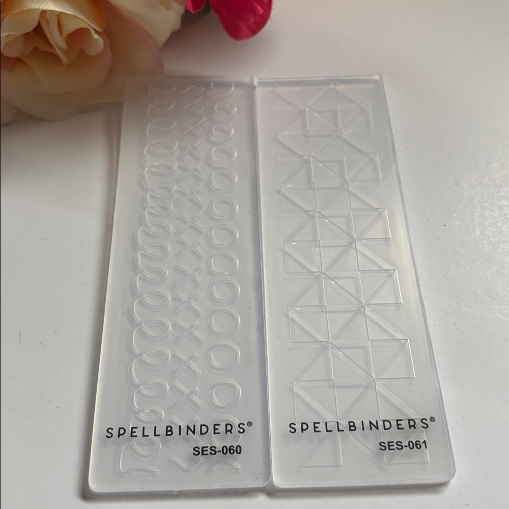 Spellbinders Embossing Folders Set - Picture 8 of 8